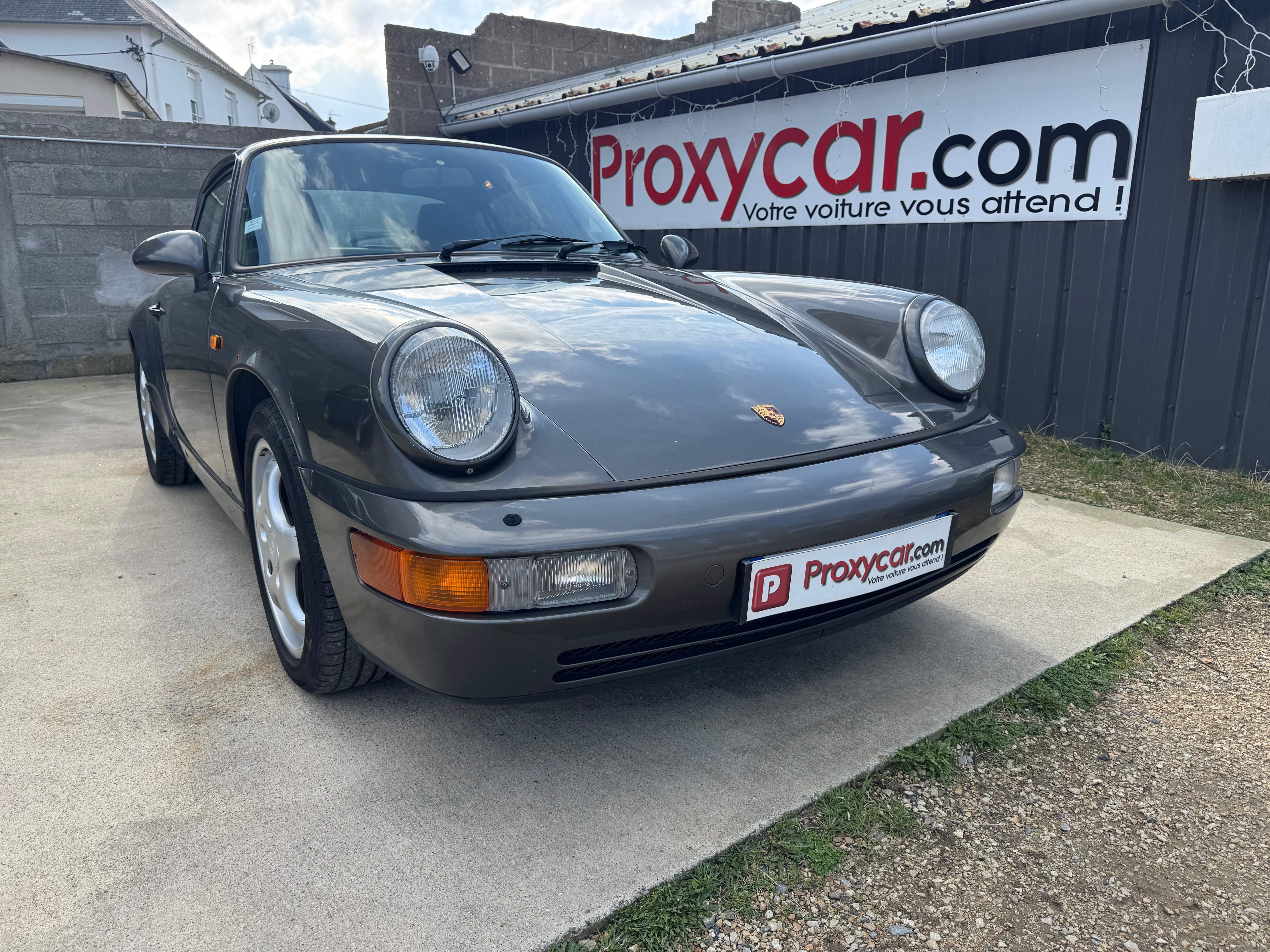 PORSCHE 911 (Type 964) Carrera Carrera 4