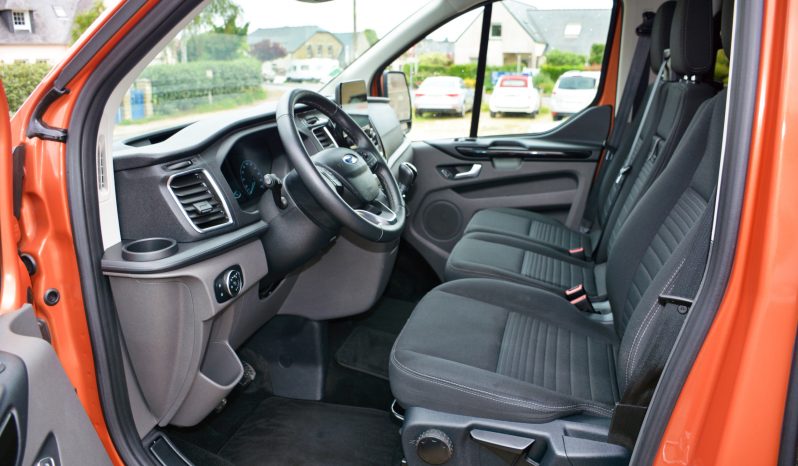 FORD Transit Custom Cabine Approfondie 6 places 2.0 D 130cv complet