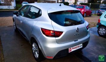 RENAULT CLIO IV Business 0.9 TCE 90cv Gris clair 38200 Km Essence complet